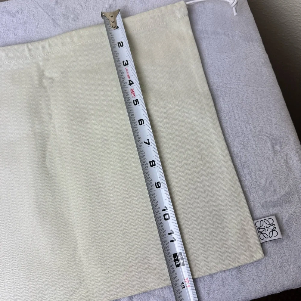 Loewe Drawstring Dust Bag New - Picture 6 of 7